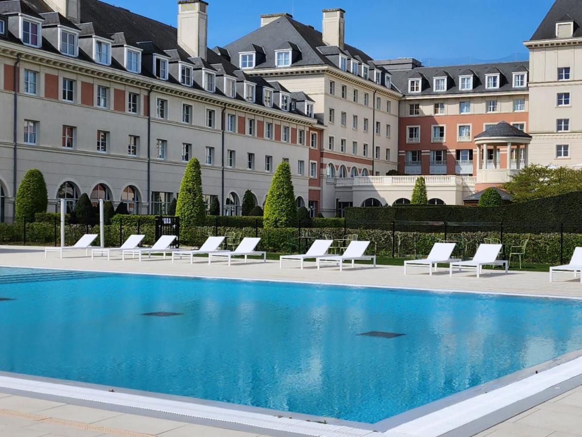 Hotel Dream Castle Marne La Vallee 4*